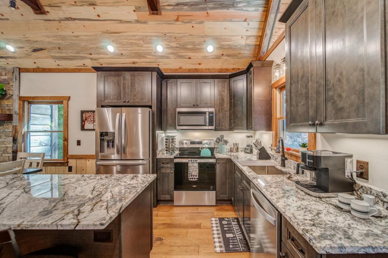 Brand New Build Luxury Mountain Chalet With Hot Tub, Pool, Game Room, Premium Features 埃利杰 外观 照片